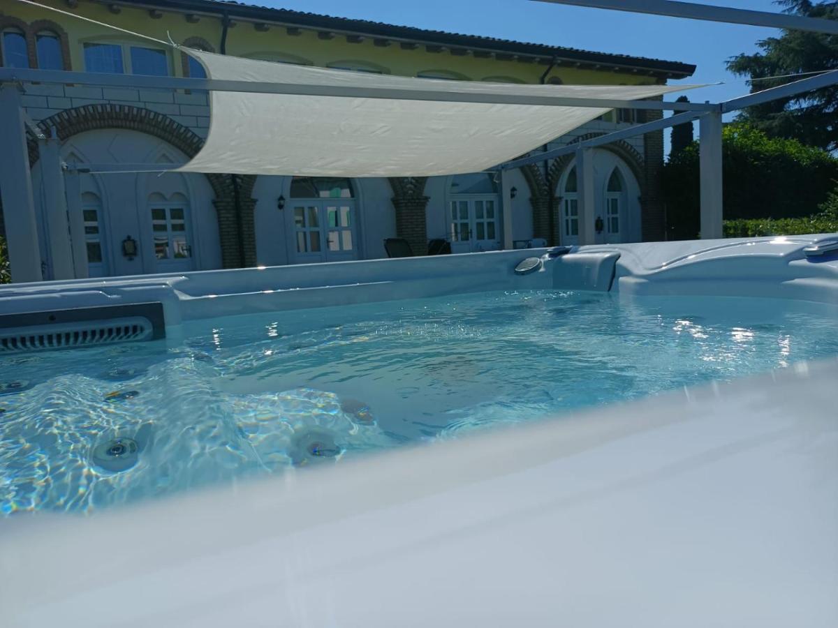 Agriturismo Villa Stella Rivoli Veronese ภายนอก รูปภาพ